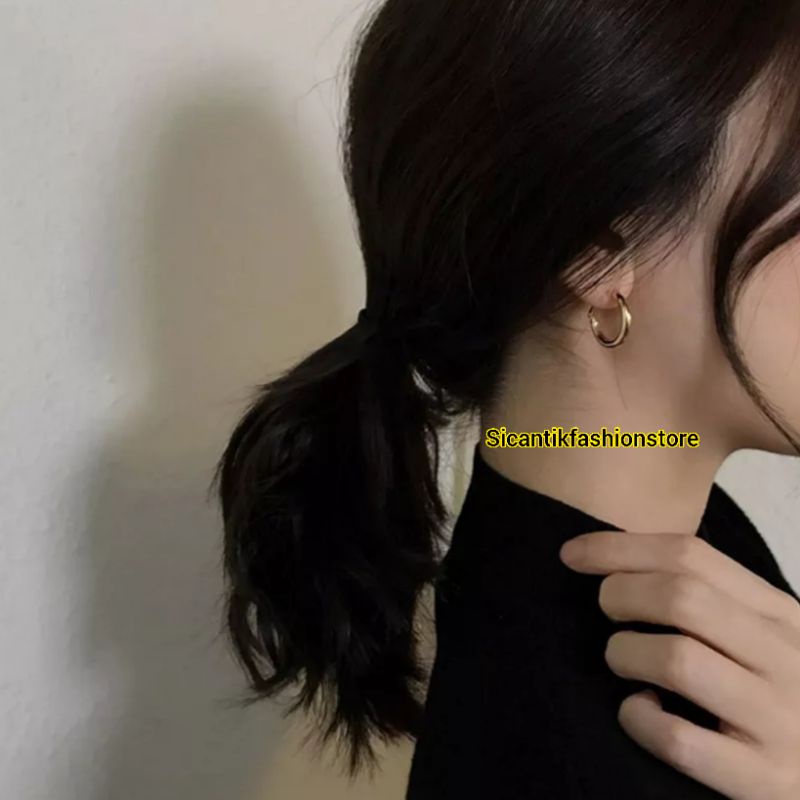 ANTING WANITA TUSUK GOLD TITANIUM TERBARU TERLARIS FASHION WANITA ANTI KARAT SELAMANYA ANTING TITANIUM WANITA POLOS TERBARU 20022 Anting Titanium Wanita Korea Terbaru Terlaris Anti Karat Selamanya Anting Fashion Wanita Perhiasan Wanita Anting Wanita Tusuk