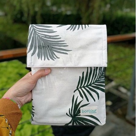 

Booksleeve Waterproof : Spruce leaf