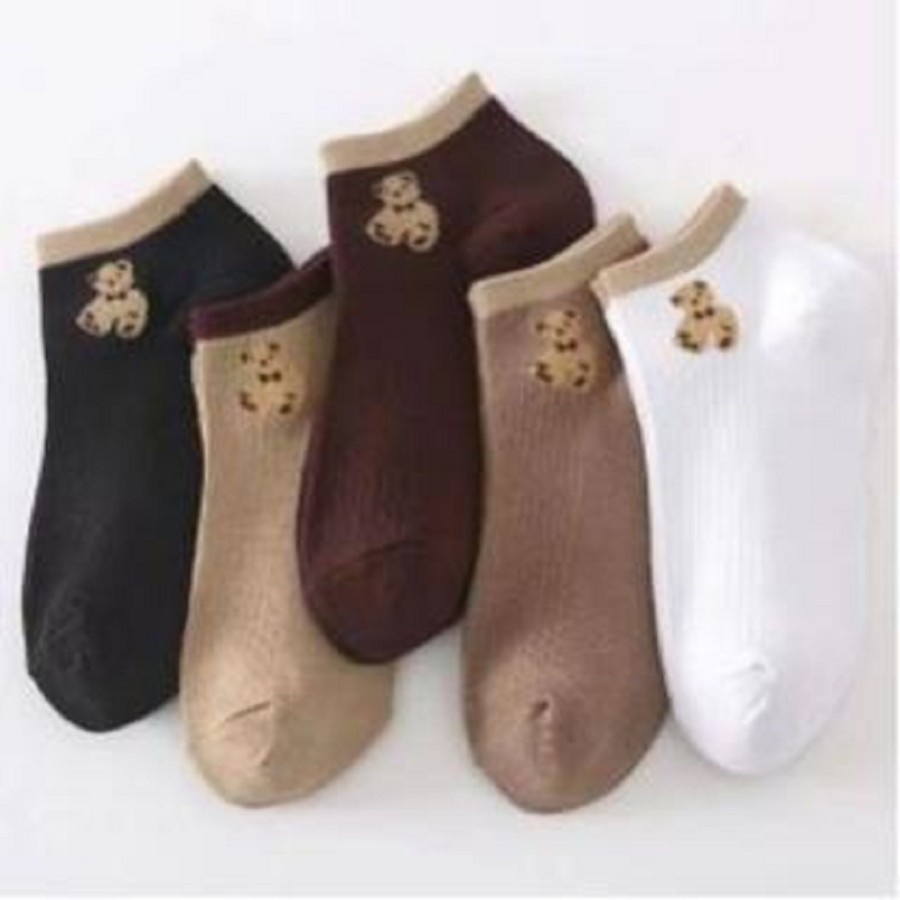 EM Kaos Kaki Pendek Wanita Korean Style Motif Beruang Lucu