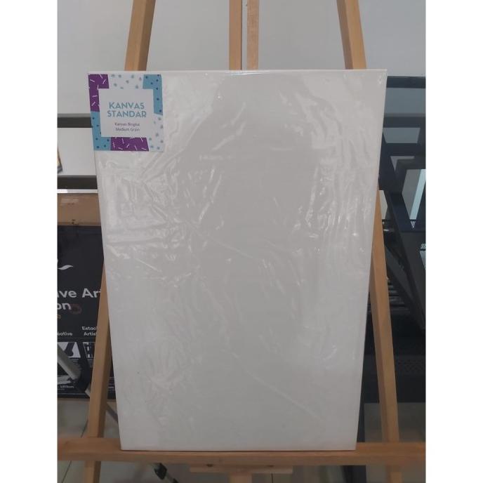 

Kanvas Standar Graha Lukis 40x60cm