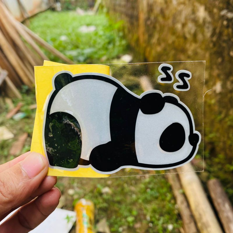 Sticker panda tidur cuting sticker emot lucu buat helm motor case laptop