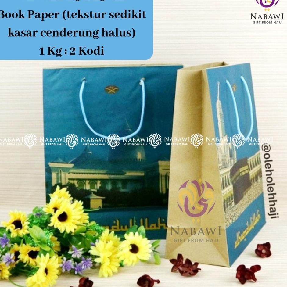 

Model baru - Paper Bag Haji / Tas Kertas / totebag / Souvenir Haji Kecil 20pcs / Oleh-oleh Haji Umroh