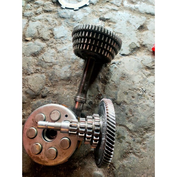 Gear gearbox gearset vespa strada aom original cabutan