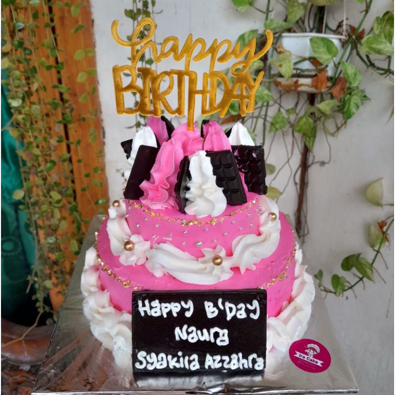 

kue ulang tahun 2 tingkat cantik