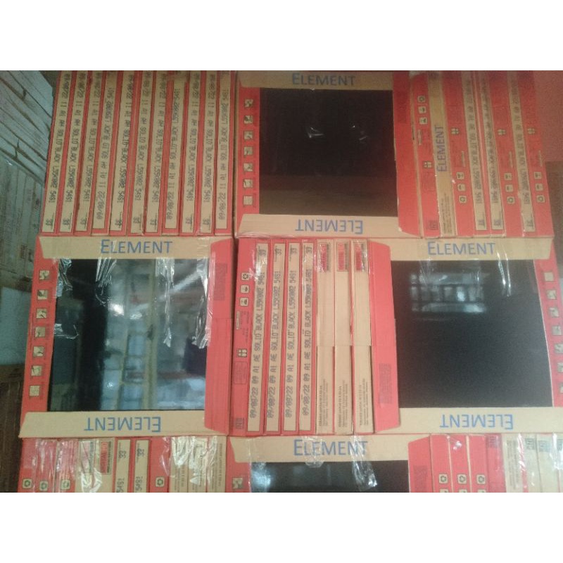 keramik 50x50 hitam polos