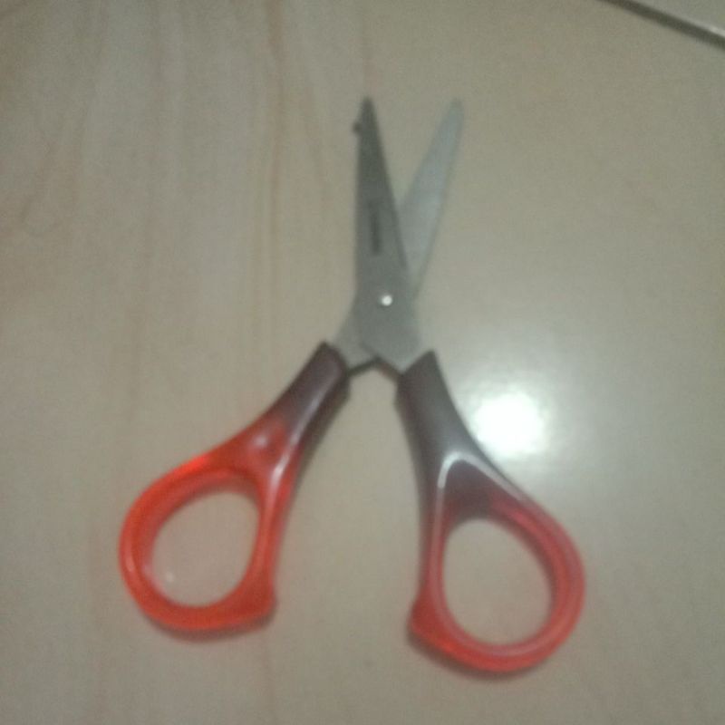 

gunting pemutus rezeki