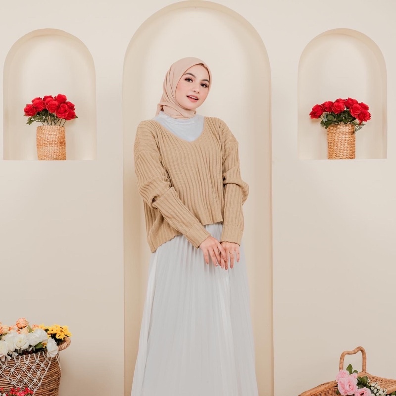 Diandra Blouse Knit Rajut (VH)