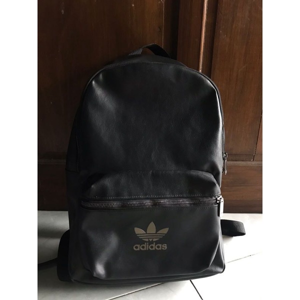 Adidas Backpack Leather 100% ORIGINAL (Second)