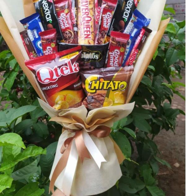 

Original (B) Buket PREMIUM GOLD CREAM SILVERQUEEN/paket/bingkisan Snack Ulang Tahun/Ultah/ Wisuda/Kado/Hadiah Pacar/sahabat/Sidang skripsi/seminar/santunan anak yatim serbuuu !