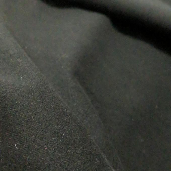 kain hitam bludru halus CRV