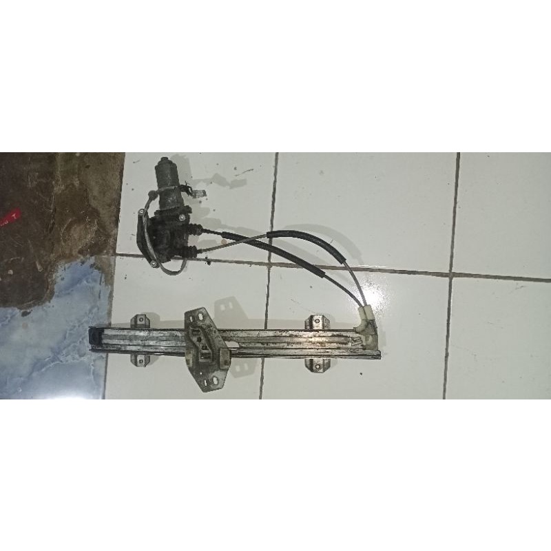 power window depan kiri accord cielo