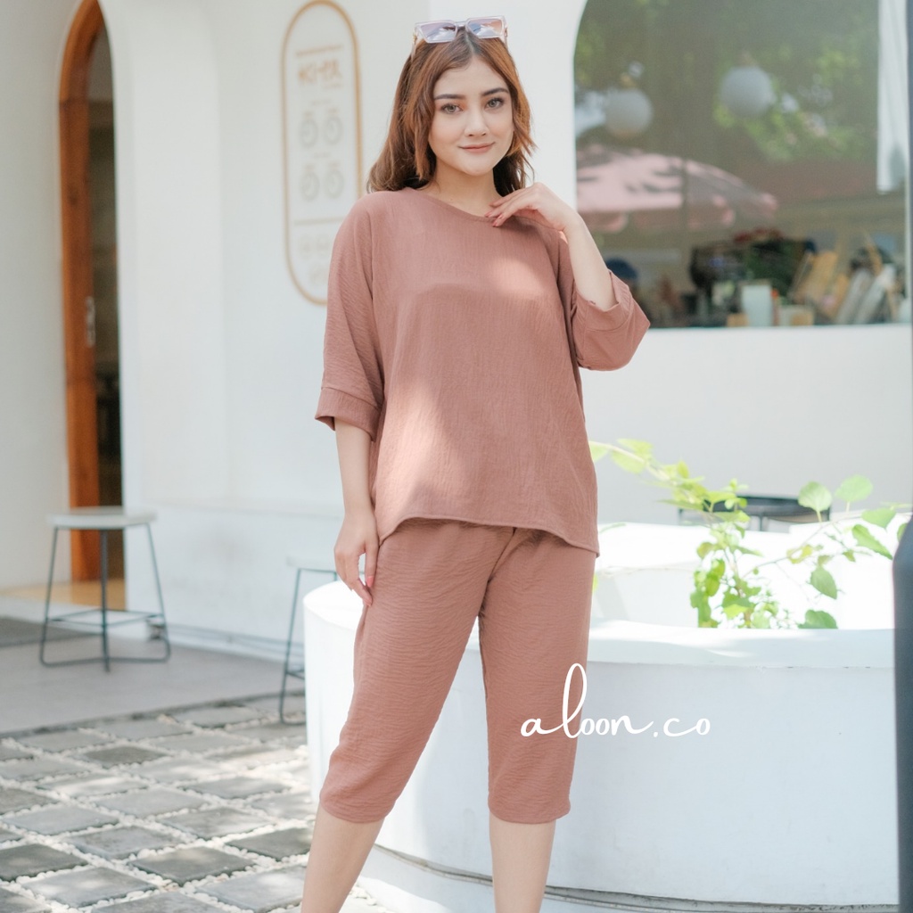 Aileen One Set Pendek Wanita Crinkle Airflow -  Baju Satu Setelan Wanita Premium