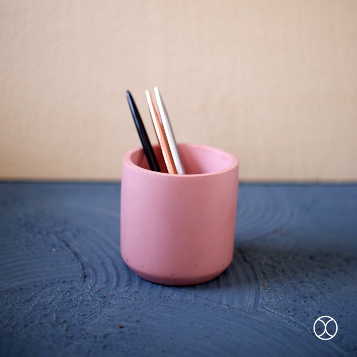

Desk Organizer / Cassa Desk Organizer (Colour) / Pen Holder - Merah Muda