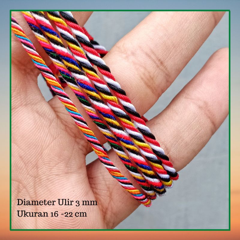 True Origin Kancing Knot / Gelang Tridatu Kancing Knot / Gelang Caturdatu / Gelang Pancadatu / Gelang Saptadatu / Gelang Sangadatu / Gelsng Simple 1 Layer / Gelang Khas Bali / Gelang Pria / Gelang Bali / Gelang Besakih / Gelang Pasek / Craftdewata