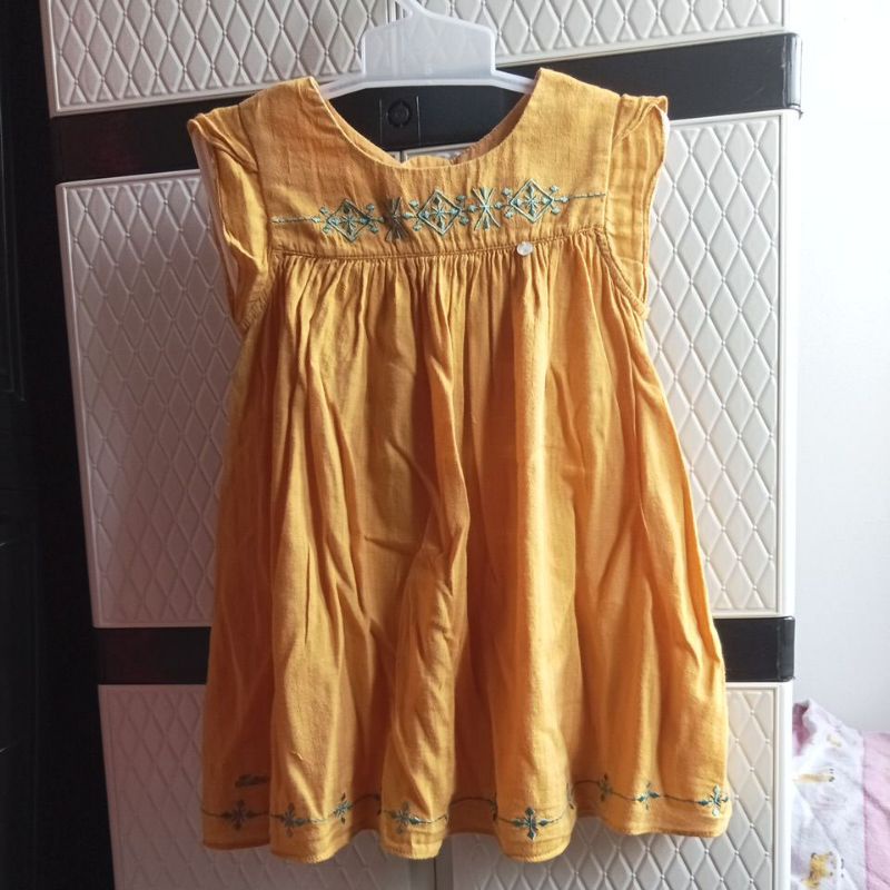 Preloved Tartine et Chocolat size 100