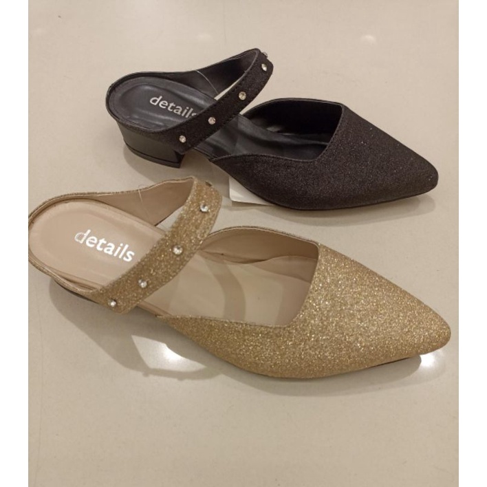 Details Hels sepatu pesta wanita