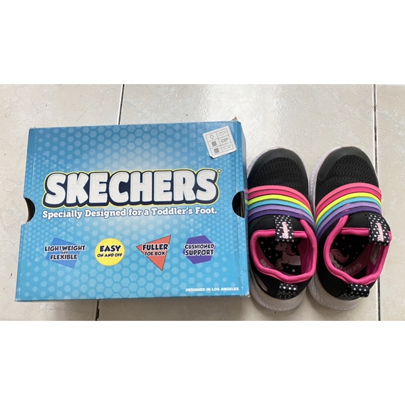 PRELOVED SEPATU SKECHERS ANAK 2 TAHUN