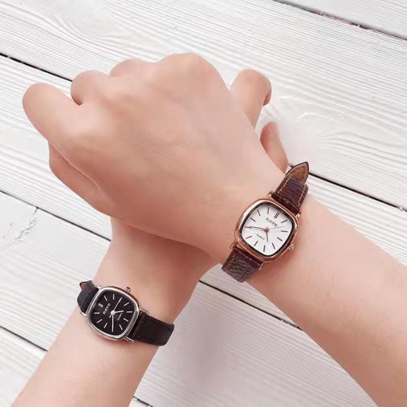 Jam Tangan Wanita Gaya Retro Untuk Bisnis Korean Import