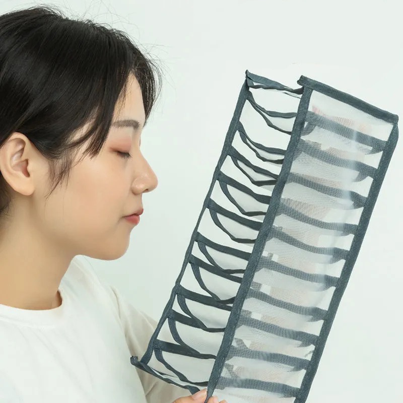 (clashop) Storage Box Organizer Celana Dalam Tempat Penyimpanan Kotak Bra BH 6 7 11 Sekat Kaos Kaki Underwear Lemari Laci Waterproof Bagus