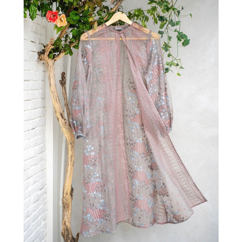 Cheryl Outer Blush L by Heaven Lights