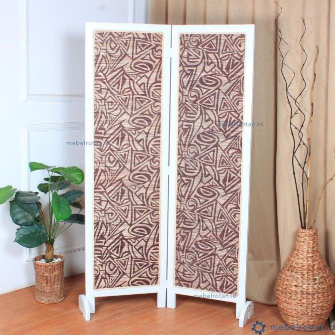 Sketsel Kayu White Batik 2 Daun | Penyekat Partisi Ruangan Lipat