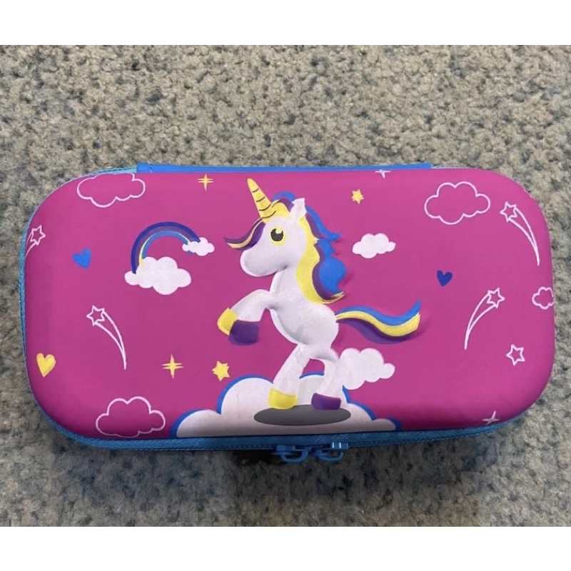 

Kotak pensil unicorn