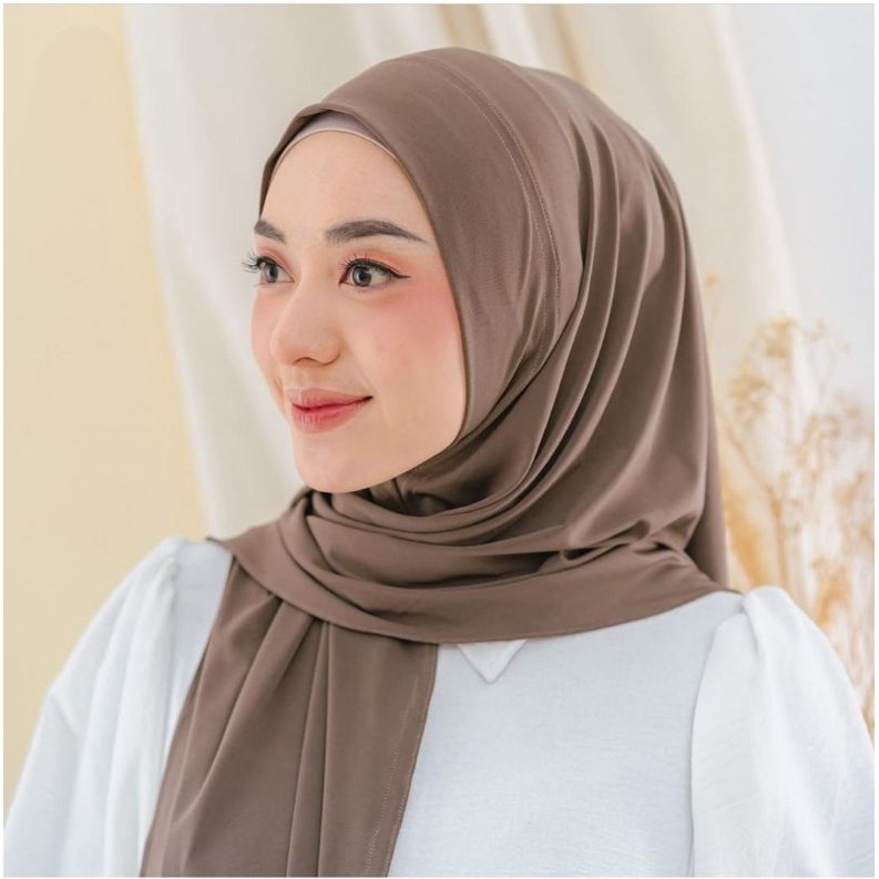 Jilbab Segitiga Instant Jersey | Hijab Segitiga Instan Jersey | Jersey Instan Segitiga Jersey Premium