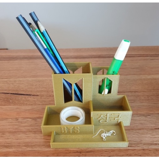 

Tempat Pensil BTS
