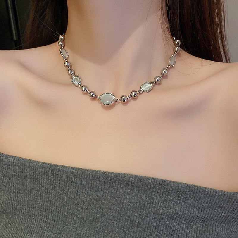 Kalung Choker Rantai Klavikula Hias Manik-Manik Permata Warna Silver Untuk Wanita