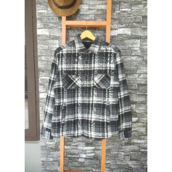 Kemeja Flannel Sherpa Uniqlo