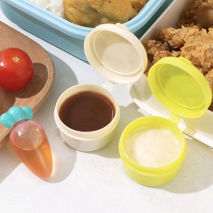 READY ! 1pc Wadah Botol Bumbu Saus Kecap Salad Portable Lucu Bekal Bento Import