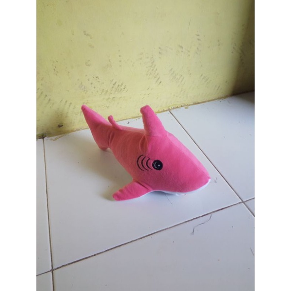 boneka ikan hiu baby shack lucu s