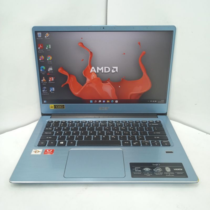 Laptop Acer Swift 3 AMD Athlon 300U 8GB SSD 256GB LIKENEW