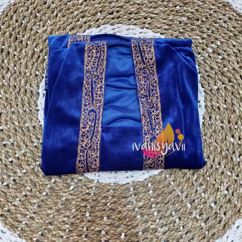 Kebaya Kutubaru Bordir / Bahan Bludru - Warna BireL