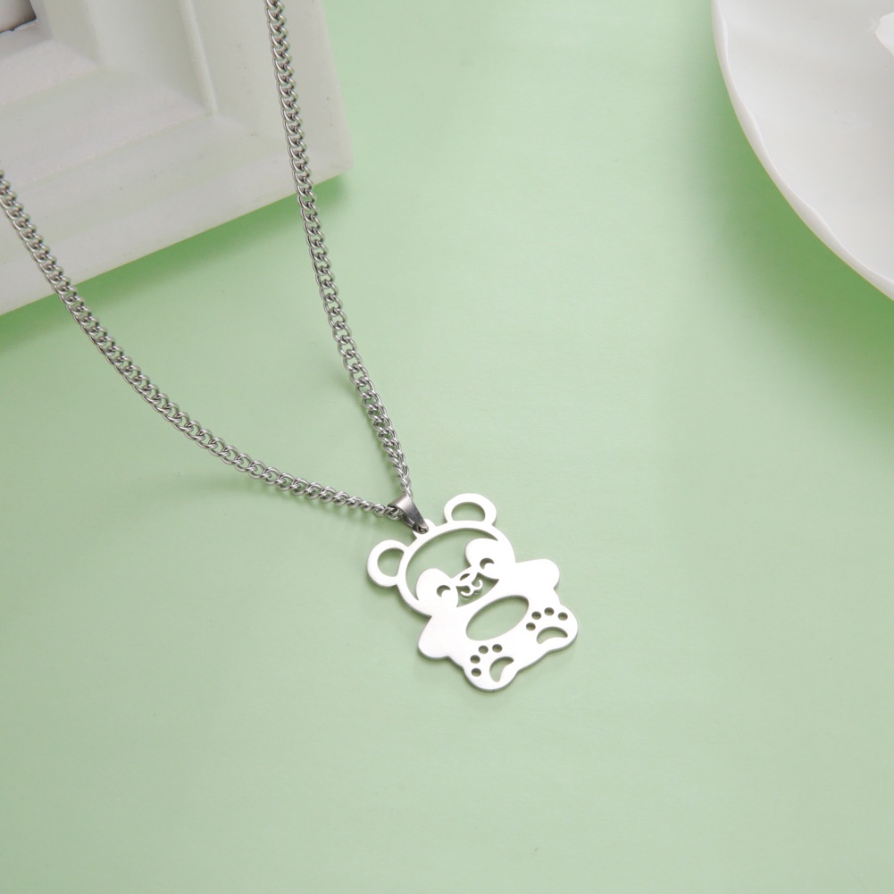 Kalung Rantai Bahan Titanium Desain Bayi Panda Hollow out Gaya Nasional Serbaguna Untuk Hadiah