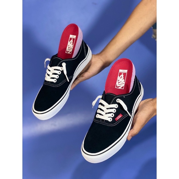 VANS AUTHENTIC PRO BLACK/WHITE ORIGINAL 100%