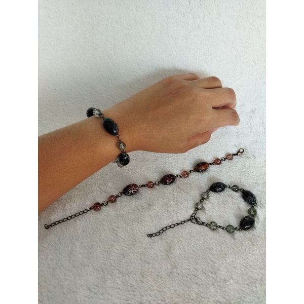 Gelang rantai mote kaca motif retak kombinasi akrilik