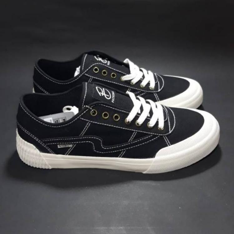 SEPATU PATROBAS NEW IVAN LOW BLACK WHITE PATROBAS EQUIP HIGH ORIGINAL PETROBAS ORIGINAL SEPATU PRIA 