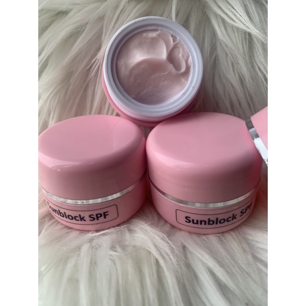 CREAM SIANG SUNBLOCK PINK SPF 50