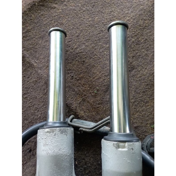 bottom shock as Nouvo+kaliper. ripen silver