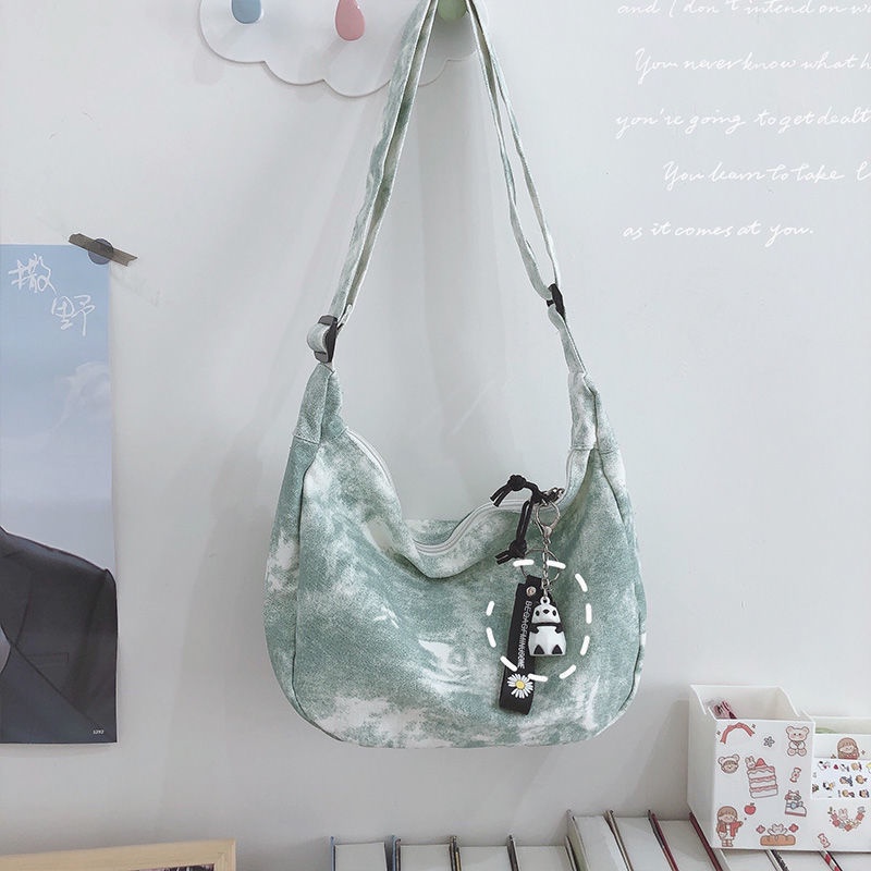 ✹Sera Jepang Harajuku Chic Tie-Dye Kanvas Tas Wanita Gaya Korea Gadis Mahasiswa Messenger Tas Bahu Dumpling Bag