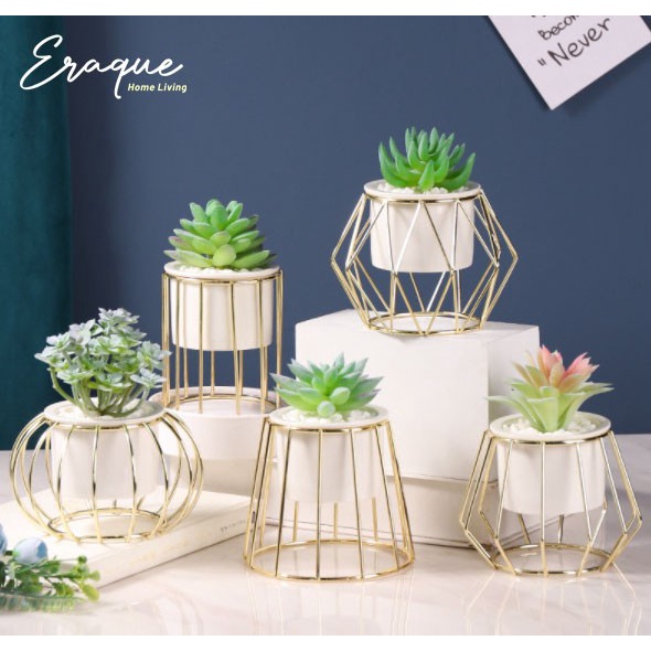 SWIRL WHITE CERAMIC POT / VAS TANAMAN KERAMIK ARTIFICIAL UNIK MEWAH