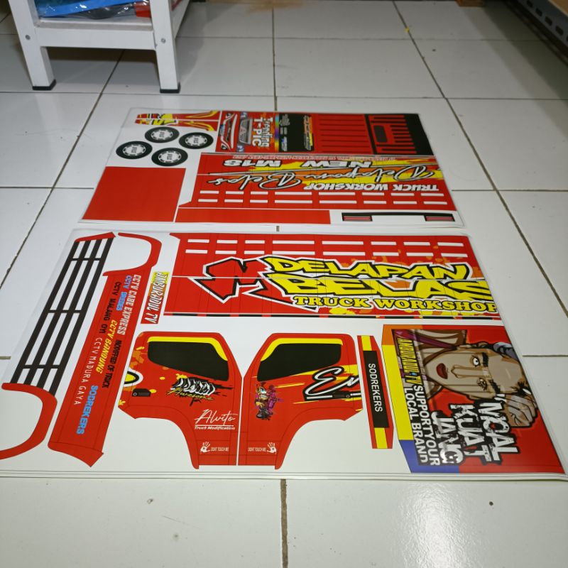 Pola stiker miniatur truk oleng trending topic ukuran 48cm