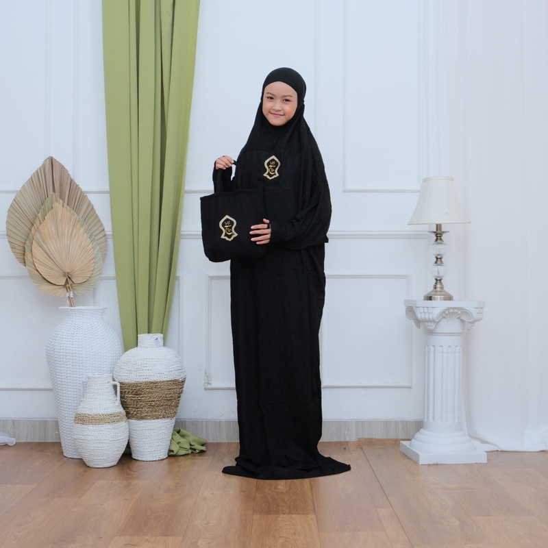 Mukena anak terusan remaja hadramaut terusan terompah polosan banyak warna mukenah Ukuran 10-16 tahun Mukenah Hitam Puith Terbaru Travel