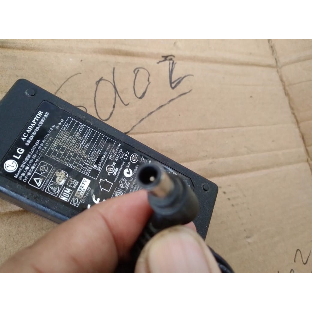 SECOND ORI   Adaptor LG AC Adaptor LCAP25A 19V 1.7A 1.7A  ADAPTOR MONITOR TV LG ORI ASLI  SOLO2 darm