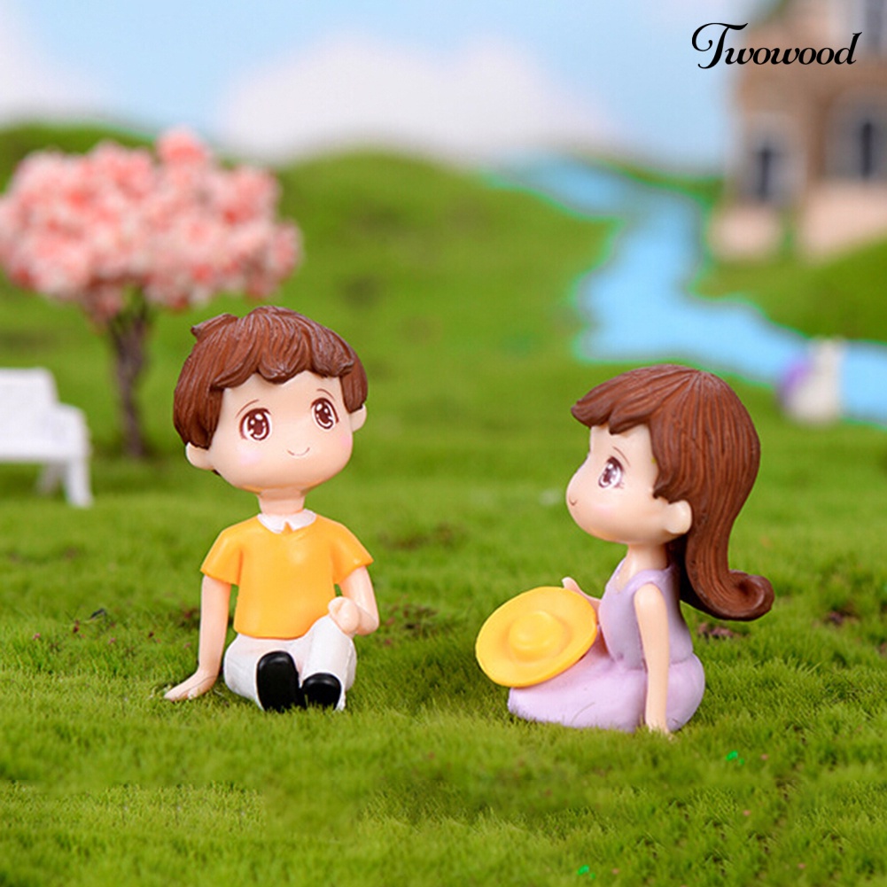 2 Pcs Ornamen Figure Mini Model Anak Laki-Laki Dan Perempuan Untuk Dekorasi
