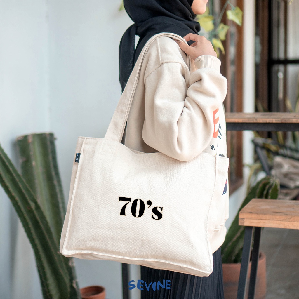 Sevine Totebag Kanvas Daisy Tas Wanita Tote Bag Kantong Laptop Kuliah Sekolah Kerja Quotes Aesthetic - KL