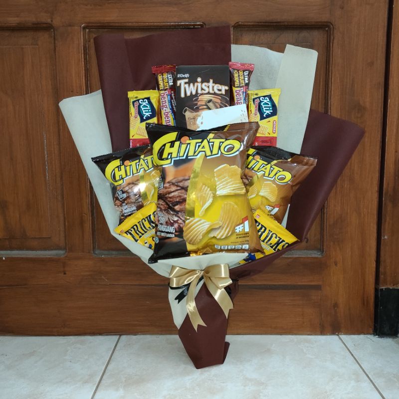 

(TERMURAH) BUKET JAJAN JOGJA / KADO WISUDA JOGJA/ KADO UNIK JOGJA / KADO JOGJA / KADO WISUDA