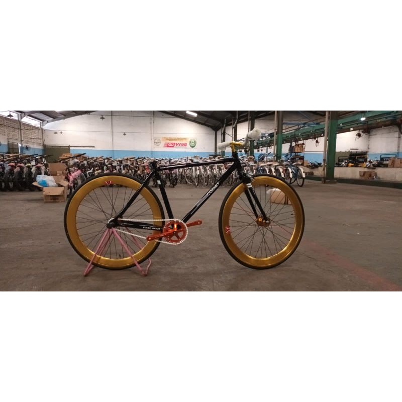 sepeda fixie 700c comet rem terpedo dengan kualitas ok