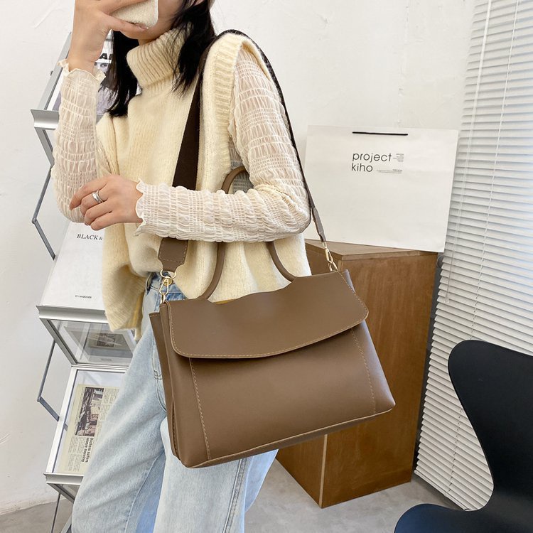 TAS BAHU BESAR KOREA WANITA SELEMPANG MUAT BANYAK KULIT SINTETIS WANITA MULTIIFUNGSI Bisa Sling Dan Shoulder Bag Tas Selempang Korean Style Kapasitas Besar